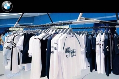 最不务正业的汽车品牌，除了造车还开服装店