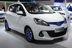 长安奔奔新电动版车型发布 续航210公里