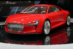 叫好不叫座 奥迪R8 e-tron电动超跑停产