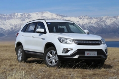 试驾长安新款CS75 1.5T 新增动力强劲