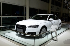 A6L混动版广州车展上市 2.2L/100km