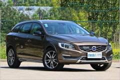 沃尔沃V60旅行版换小排量引擎 售价降低