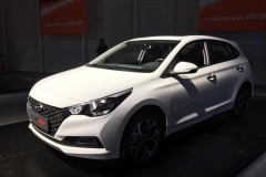 现代悦纳RV实拍 比三厢版更漂亮更实用