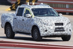 奔驰首款皮卡 将于今年10月25首次亮相