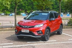 唉呀妈呀 辣眼睛快看汽车造型是怎么一步步变小鲜肉的