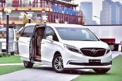 如何用N分之一的价钱买到小一号的别克GL8