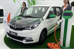 长安汽车推3款纯电MPV 抢夺空白市场