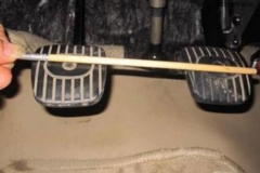 刹车出现这个小征兆 一定要注意，很危险！