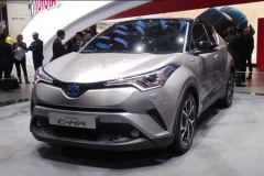 丰田新跨界车明年1月上市 含混动版车型