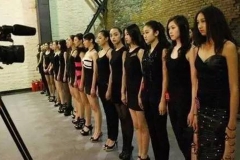 中国最贵的车模和超模 你打多少分