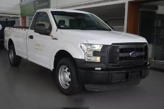 这款车原装进口 比汉兰达霸道大很多/3.5排量不到30万