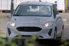 福特全新嘉年华谍照 车内空间有望增加