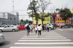 上高速跑偏？这不是新手的错