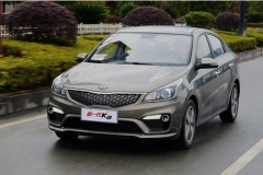 “第一次”可以给它 试驾东风悦达起亚K2