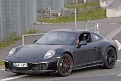 新一代保时捷911谍照曝光 车身宽度增加