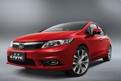 买车必先看销量！10月轿车前十名居然出现国产车?