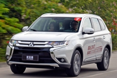 试驾广汽三菱欧蓝德 不妨考虑一下它