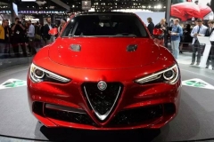 史上最嚣张的新车发布会 意大利人要横扫纽北