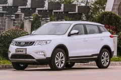 售价11.28万元 吉利博越新增2.0L手动智联型