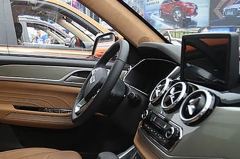 野马旗舰SUV于12月上市 采用“奔驰”内饰