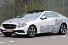 新E级Coupe内饰细节曝光 明年1月首发