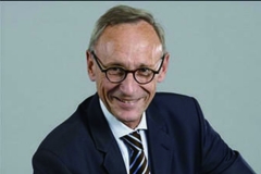 范德梅维接任北京奔驰总裁 夏博韬离任