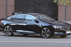 全新英速亚无伪装谍照 与新君威同平台