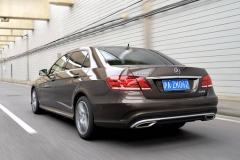 试驾奔驰E260L运动轿车 诠释豪华精神