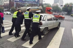 停车后这5个动作毁电池 电池寿命减3年