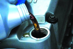 过度保养费钱伤车 这些行为须马上停止