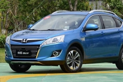 纳智捷新款优6 SUV最新谍照 增1.6T发动机