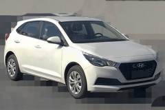 北京现代推悦纳RV-搭1.6L 竞争大众Polo