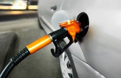 12月15日0时上调 92号汽油每升涨0.34元