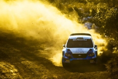 “蓝色风暴” 书写平凡之路的传奇路书