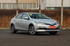 开丰田双擎车是一种什么样的体验