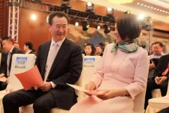 “董小姐”终达夙愿,15亿不够造车却能“赚大钱”