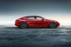 新Panamera Exclusive官图发布 更加运动