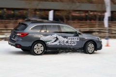 斯巴鲁冠名赞助滑雪场 全系SUV雪地试驾