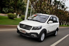 拼的不只是价格 试驾福汽启腾V60