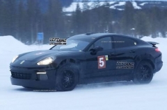 保时捷Cayenne Coupe谍照 宝马X6添对手