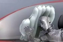 车祸时你的座椅还能救你一命，但你却不知道！