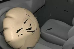 高田气囊危机再起波澜 召回阴霾笼罩中国车市