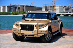 世界上唯一一款原厂生产的防弹SUV！