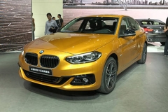 顶配40万？宝马国产1系三厢版27日上市