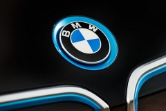 宝马研发固态电池技术 或于2026年量产