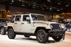 几十万的进口牧马人，民间只需几万块