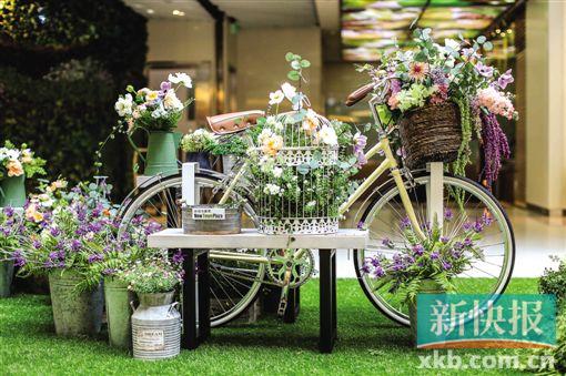 ▲弥漫着文艺清新范儿的“馨花·絮语”母亲节主题布置。