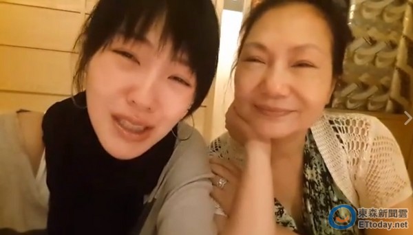 小S喝茫泪诉当妈辛苦。（图／翻摄自小S脸书）