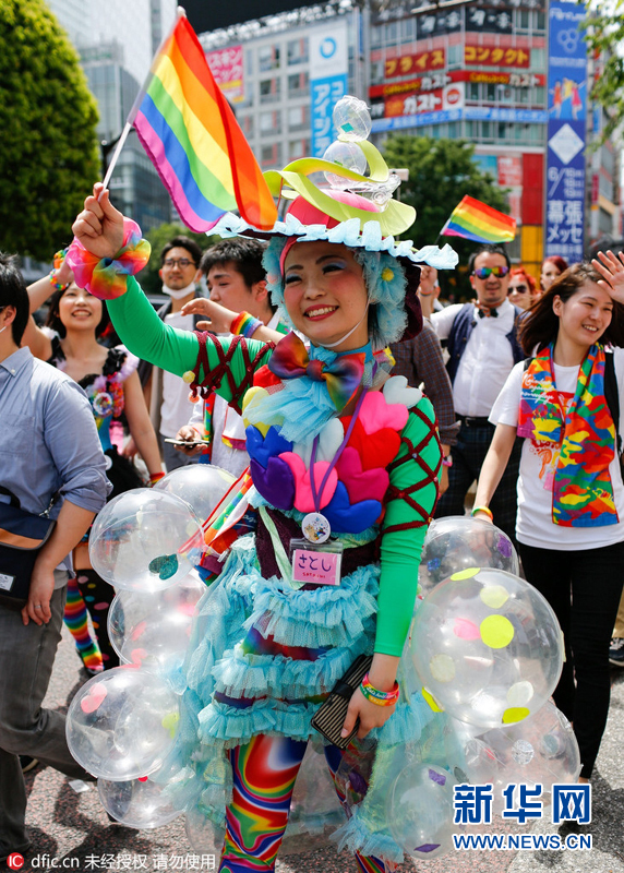 当地时间2016年5月8日,日本东京,数千民众参加同性恋骄傲游行。