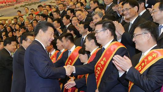 　　5月13日，党和国家领导人习近平、李克強、刘云山、张高丽等在北京会见第七次全国人民防空会议代表。16-5-14新闻和报纸摘要全文>>>